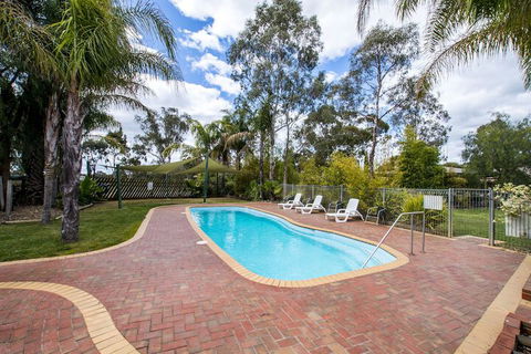 Sportslander Motor Inn - Accommodation Sunshine Coast 3