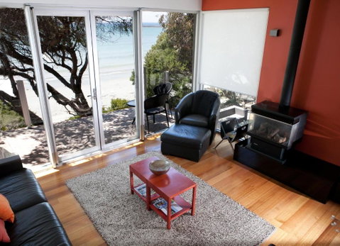 Battery Cove Beach Front Apartment - Accommodation Sunshine Coast 5