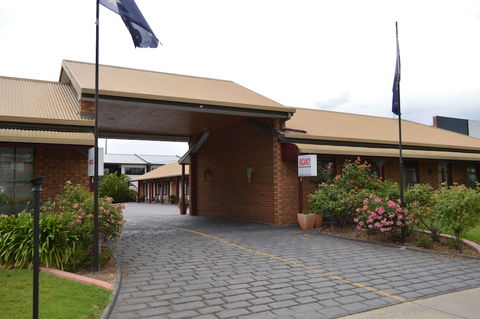 The Cottage Motor Inn Albury - Accommodation Sunshine Coast 4
