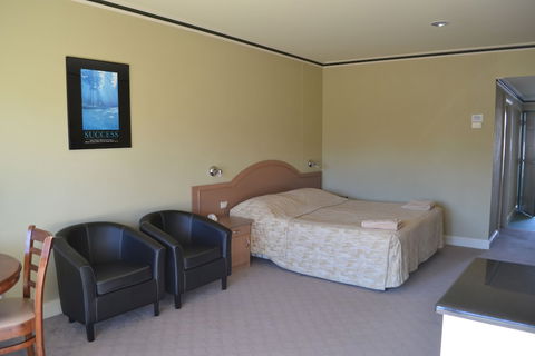 Yarrawonga Mulwala Golf Club Resort - Accommodation Sunshine Coast 3