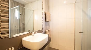 Euston Club Motel - Accommodation Sunshine Coast 1