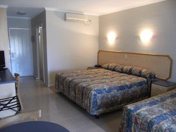 Euston Club Motel - Accommodation Sunshine Coast 3