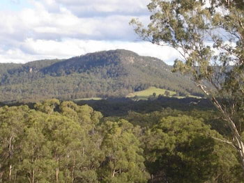 Quorrobolong NSW Accommodation Sunshine Coast