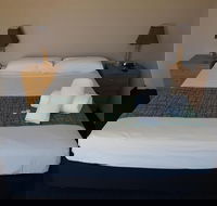 Gateshead Tavern Motel - Accommodation Sunshine Coast