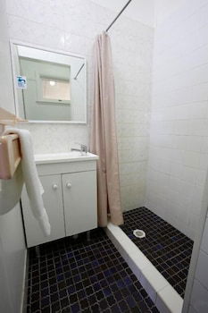 Tea Gardens Hotel - Accommodation Sunshine Coast 5