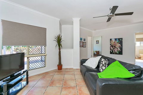 Beachcomber - Accommodation Sunshine Coast 5
