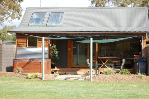 Goolwa Spa & River Retreat House - Accommodation Sunshine Coast 3