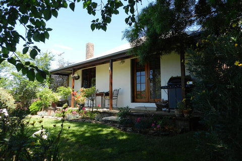 Wagners Cottages - Accommodation Sunshine Coast 3