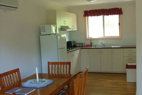 Peacehaven Country Cottages - Accommodation Sunshine Coast 5