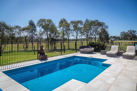 Mandalay Villas Villa 2 - Accommodation Sunshine Coast 2