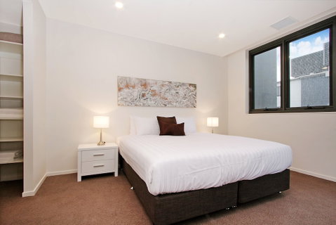 Accommodate Canberra - IQ - Braddon - Accommodation Sunshine Coast 3
