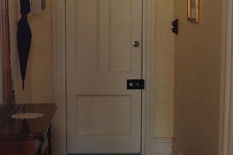 Cobblers Cottage B & B Accommodation - Accommodation Sunshine Coast 2