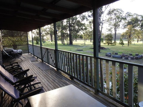Kangaroo Cottage Cute Accom In Bushland Setting - Accommodation Sunshine Coast 1