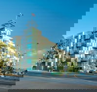 Waterfront By Gold Star Stays - Accommodation Sunshine Coast