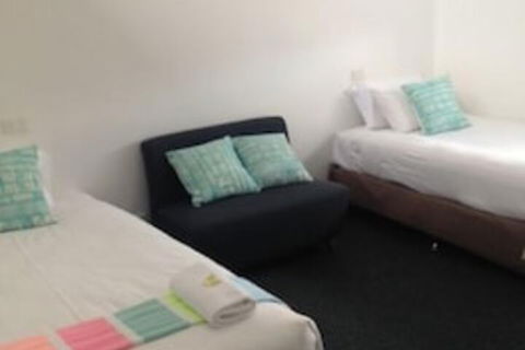 Elmore Victoria Hotel Motel - Accommodation Sunshine Coast 2