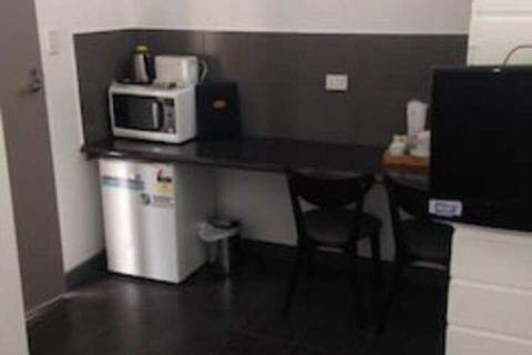 Elmore Victoria Hotel Motel - Accommodation Sunshine Coast 6