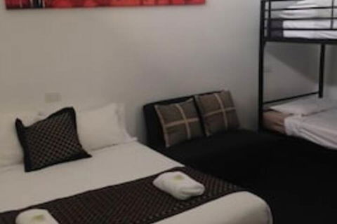 Elmore Victoria Hotel Motel - Accommodation Sunshine Coast 3