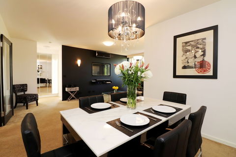 The Ivy On Munro - Rejuvenate Stays - Accommodation Sunshine Coast 5