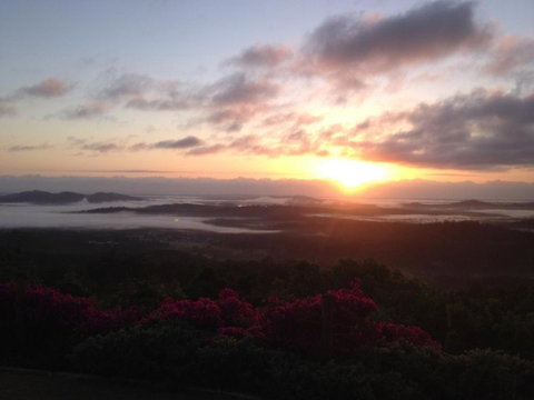 Highwood Park B & B Guest Lodge - Accommodation Sunshine Coast 3
