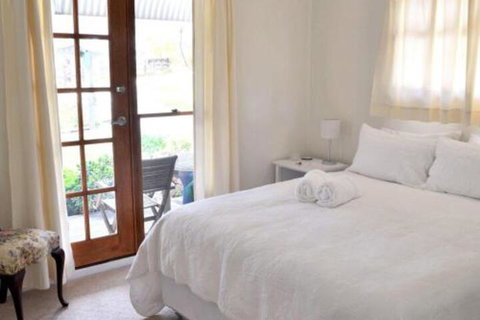 La Sila Homestead On Marrowbone Cutest Cottage In The Hunter With Killer Views - Accommodation Sunshine Coast 4