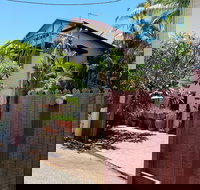 Tropic Days Backpackers - Accommodation Sunshine Coast