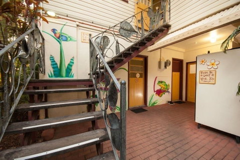 Tropic Days Backpackers - Accommodation Sunshine Coast 4