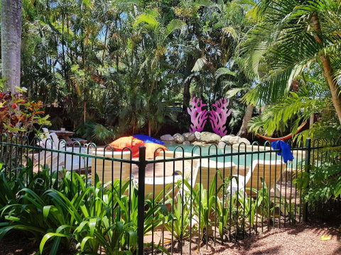Tropic Days Backpackers - Accommodation Sunshine Coast 2