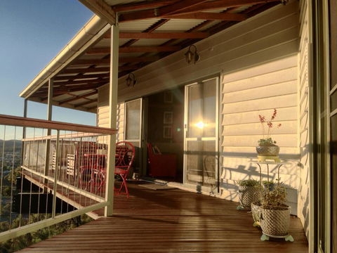 Eagles Nest - Accommodation Sunshine Coast 1