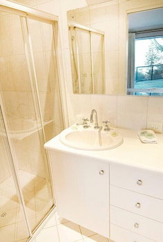 Baudin House - Accommodation Sunshine Coast 0