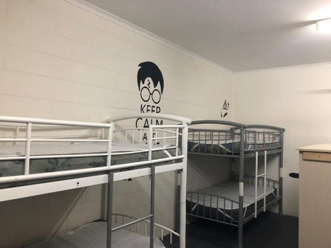 Frogshollow Backpackers - Accommodation Sunshine Coast 4