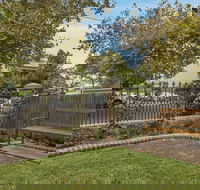 Dalziel Lodge - Accommodation Sunshine Coast