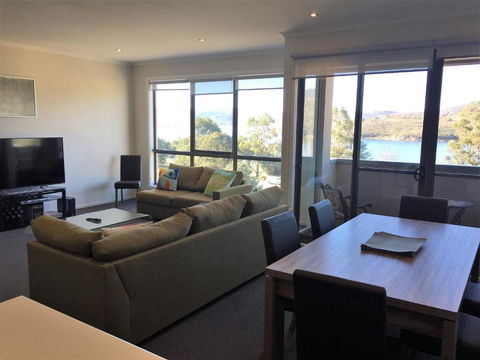 Jasper 4 - Accommodation Sunshine Coast 6