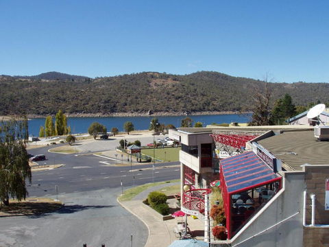 Jasper 4 - Accommodation Sunshine Coast 5
