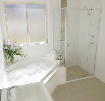 Nightingale Luxury Villas - Accommodation Sunshine Coast 5