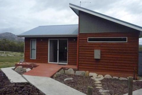 Yakkalla Holiday Cottage - Accommodation Sunshine Coast 1