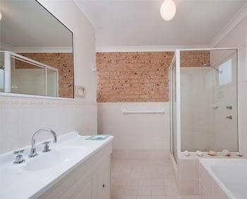 Bombora At Fingal Bay - Accommodation Sunshine Coast 4