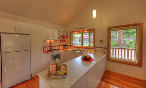 Roosters Rest - Accommodation Sunshine Coast 2