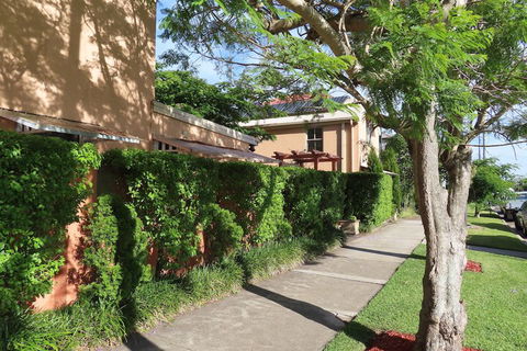 Maison De May Boutique Bed & Breakfast - Accommodation Sunshine Coast 4