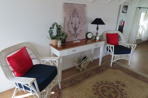 Maison De May Boutique Bed & Breakfast - Accommodation Sunshine Coast 7