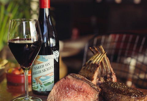 Rhonda's Bar - Accommodation Sunshine Coast 9