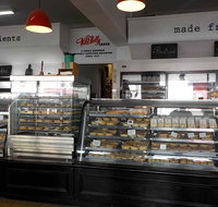 Wild Holly Cakes - Accommodation Sunshine Coast