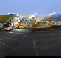 Monash Hotel Bistro - Accommodation Sunshine Coast