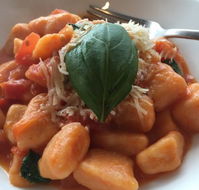 Mayflour Cakes - Accommodation Sunshine Coast