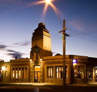 Central Hotel Bistro - Accommodation Sunshine Coast