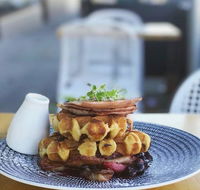 Explorers Restaurant - Accommodation Sunshine Coast