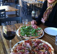 Bastoni Pizzeria - Accommodation Sunshine Coast