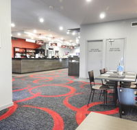 Drouin Family Hotel - Accommodation Sunshine Coast