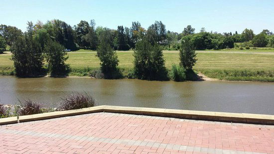 Maitland NSW Accommodation Sunshine Coast
