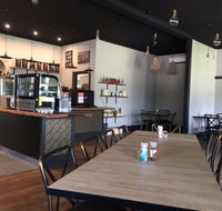 ChatterChinos - Accommodation Sunshine Coast