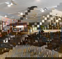 Parkview Hotel - Accommodation Sunshine Coast